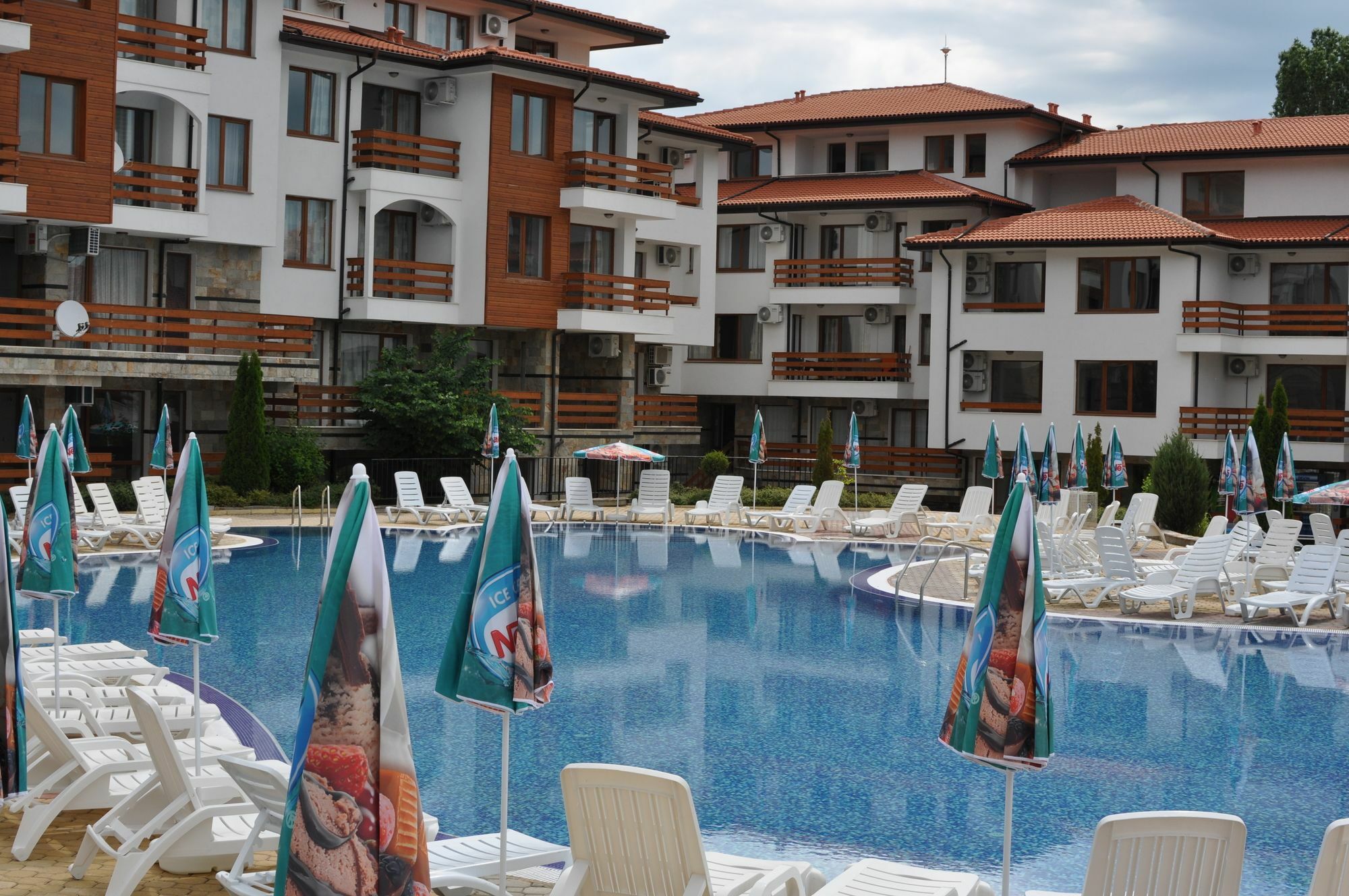 Gardenia Hills Hotel Sunny Beach Esterno foto